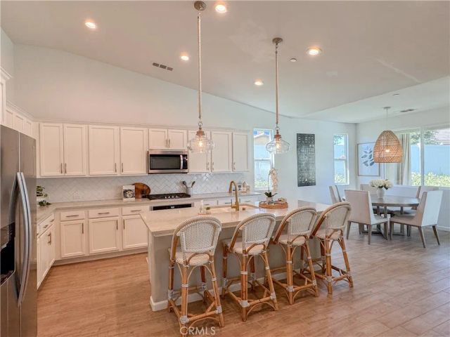 1911 Highgate Greens, Bakersfield, CA 93311