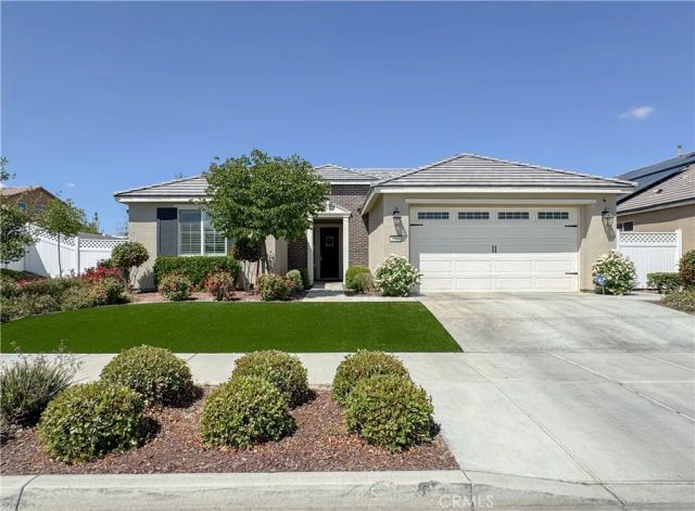 1911 Highgate Greens, Bakersfield, CA 93311