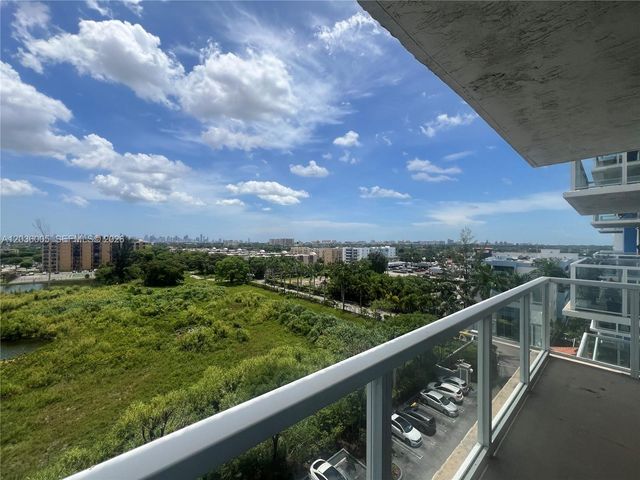 5077 NW 7th St 809, Miami, FL 33126