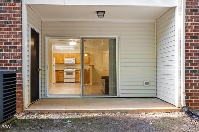 2800 Trailwood Pines Lane 102, Raleigh, NC 27603
