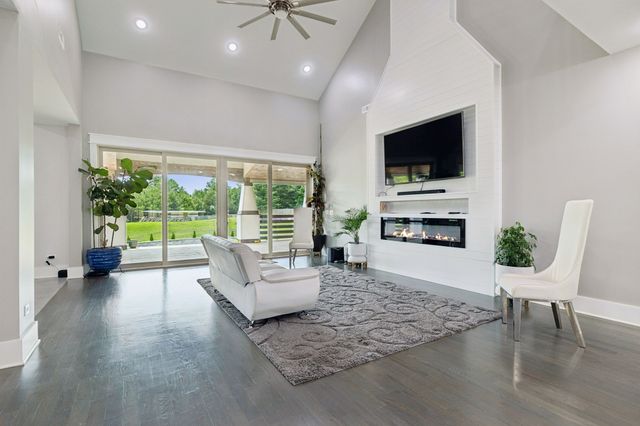 130 Cedar Ridge Ln, Smithville, TN 37166