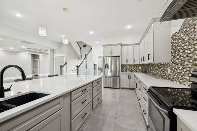 130 Cedar Ridge Ln, Smithville, TN 37166