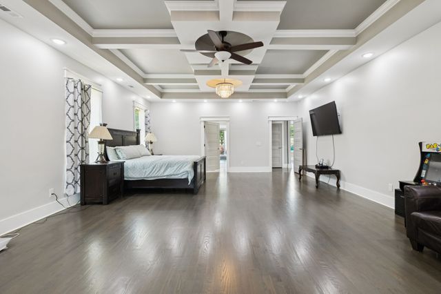 130 Cedar Ridge Ln, Smithville, TN 37166