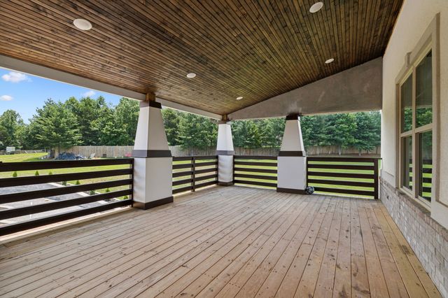 130 Cedar Ridge Ln, Smithville, TN 37166