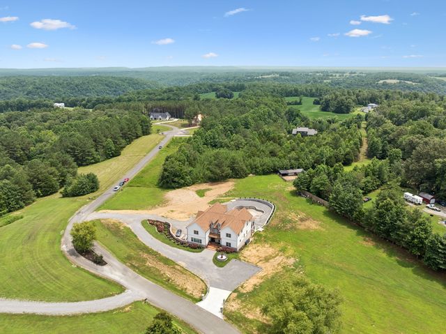 130 Cedar Ridge Ln, Smithville, TN 37166