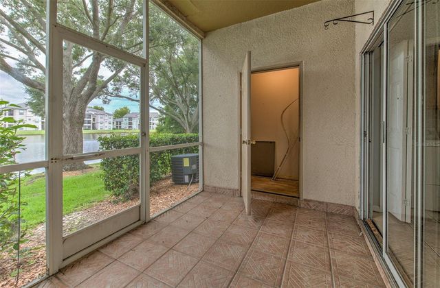 18504 PEBBLE LAKE COURT, Tampa, FL 33647