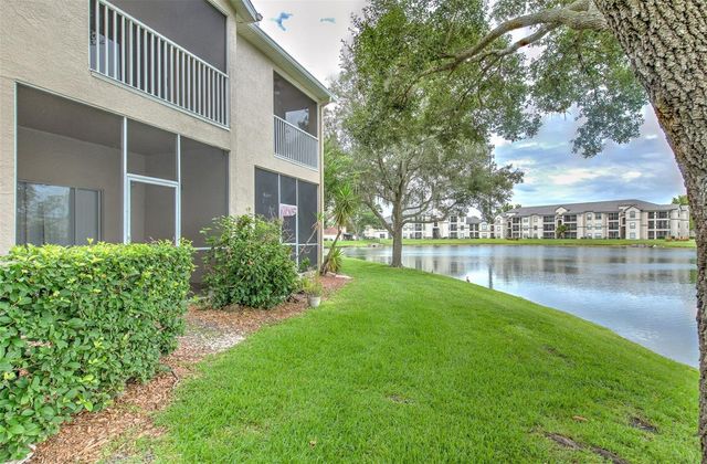 18504 PEBBLE LAKE COURT, Tampa, FL 33647