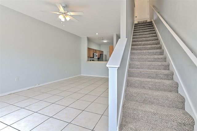 18504 PEBBLE LAKE COURT, Tampa, FL 33647