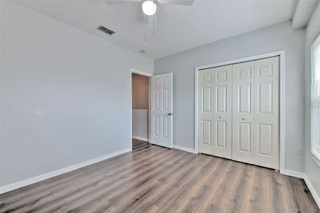 18504 PEBBLE LAKE COURT, Tampa, FL 33647