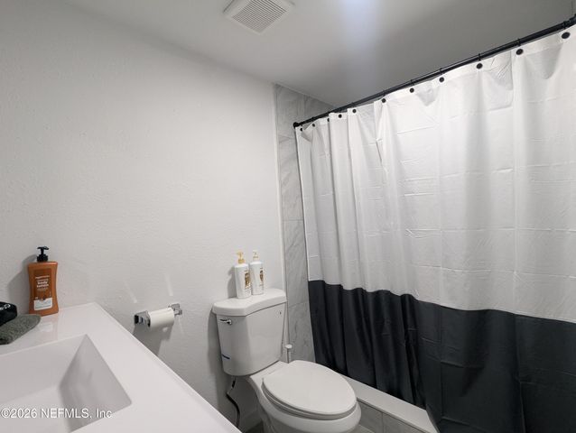 1630 LARUE Avenue, Jacksonville, FL 32207
