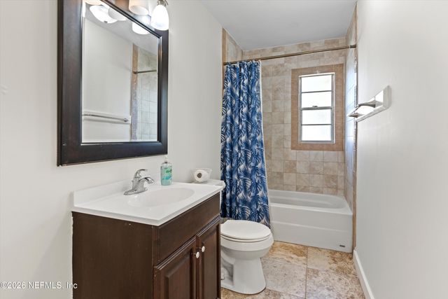 1630 LARUE Avenue, Jacksonville, FL 32207