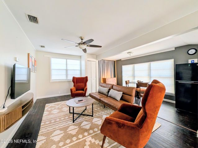 1630 LARUE Avenue, Jacksonville, FL 32207