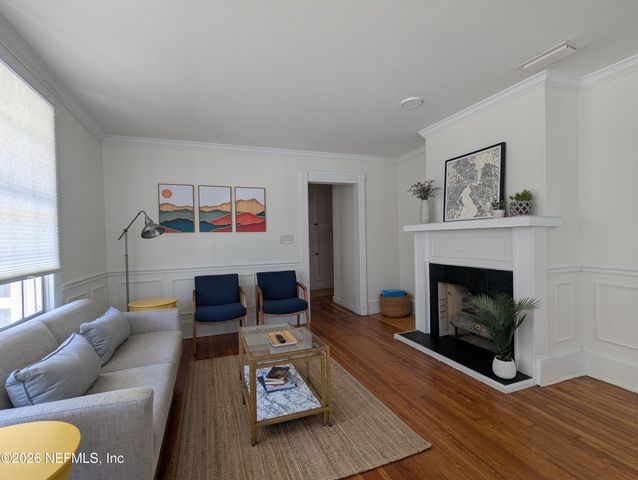 1630 LARUE Avenue, Jacksonville, FL 32207