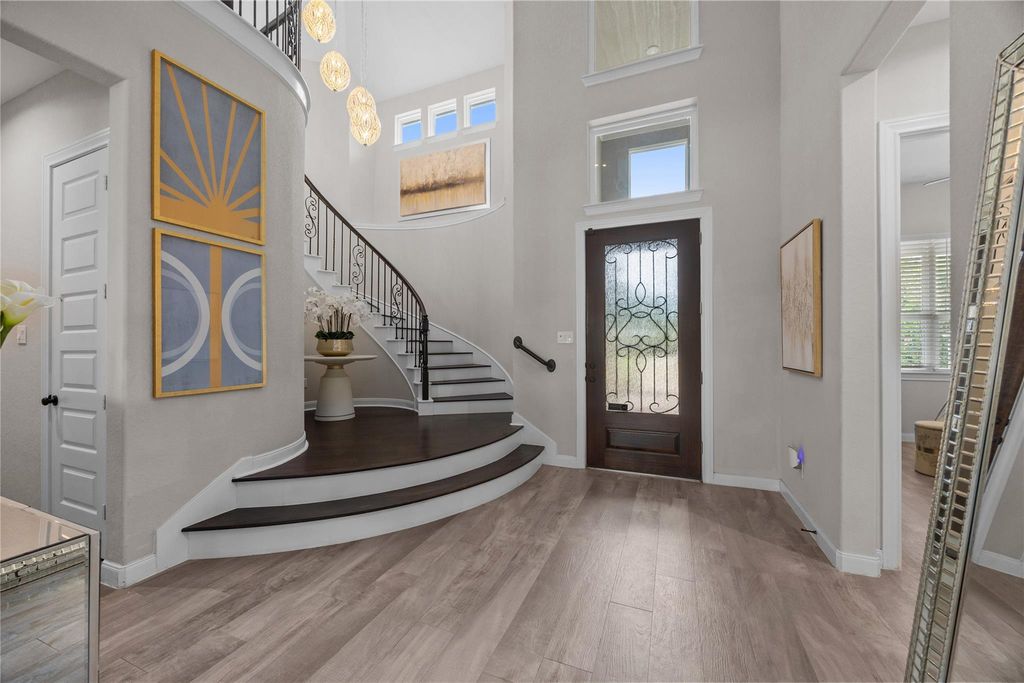 Image 12 of property listing at 7819 Lost Pecan Way, Missouri City, TX 77459