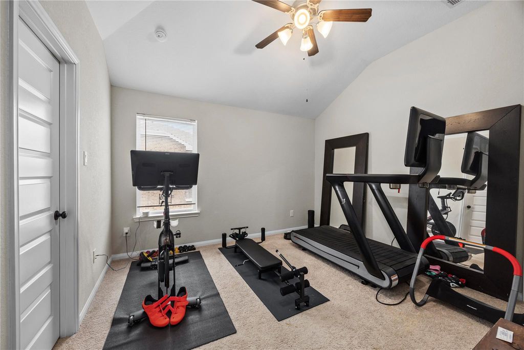 Image 39 of property listing at 7819 Lost Pecan Way, Missouri City, TX 77459