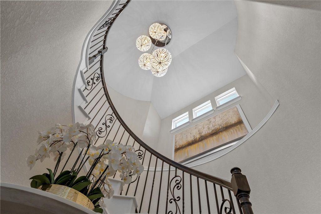 Image 5 of property listing at 7819 Lost Pecan Way, Missouri City, TX 77459