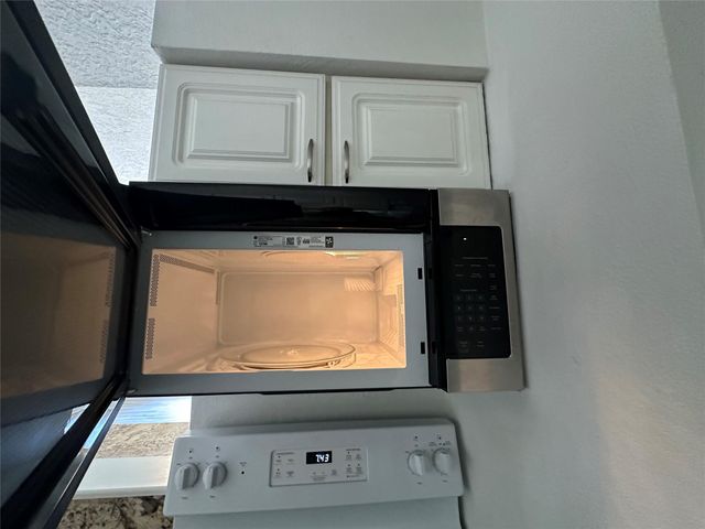 2125 Augusta Drive 55, Houston, TX 77057