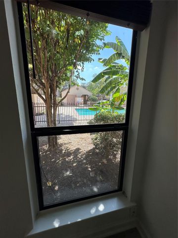 2125 Augusta Drive 55, Houston, TX 77057