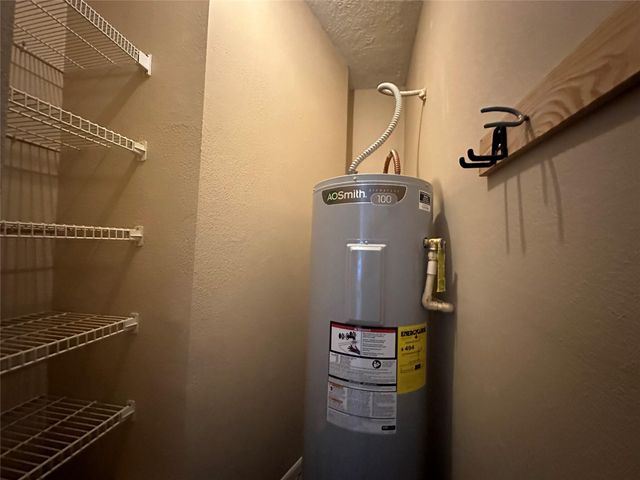 2125 Augusta Drive 55, Houston, TX 77057