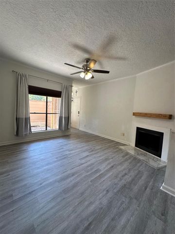 2125 Augusta Drive 55, Houston, TX 77057