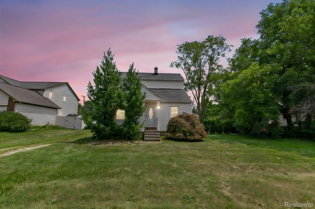 2891 Culbertson Avenue, Rochester Hills, MI 48307