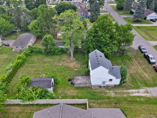2891 Culbertson Avenue, Rochester Hills, MI 48307