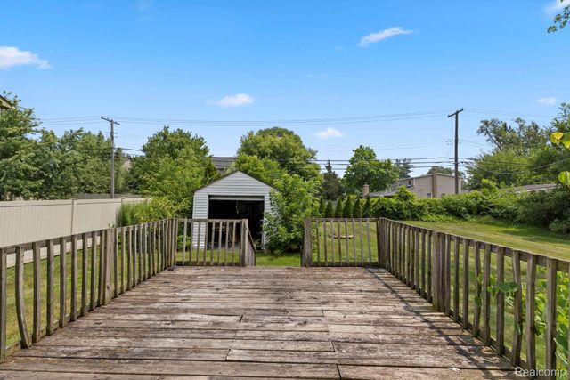 2891 Culbertson Avenue, Rochester Hills, MI 48307