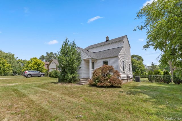 2891 Culbertson Avenue, Rochester Hills, MI 48307
