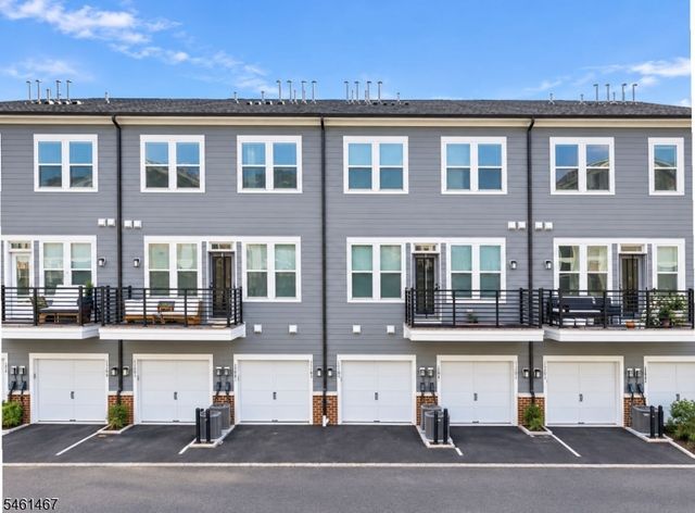 7 Jessica Ln 1104, Union Twp., NJ 07083