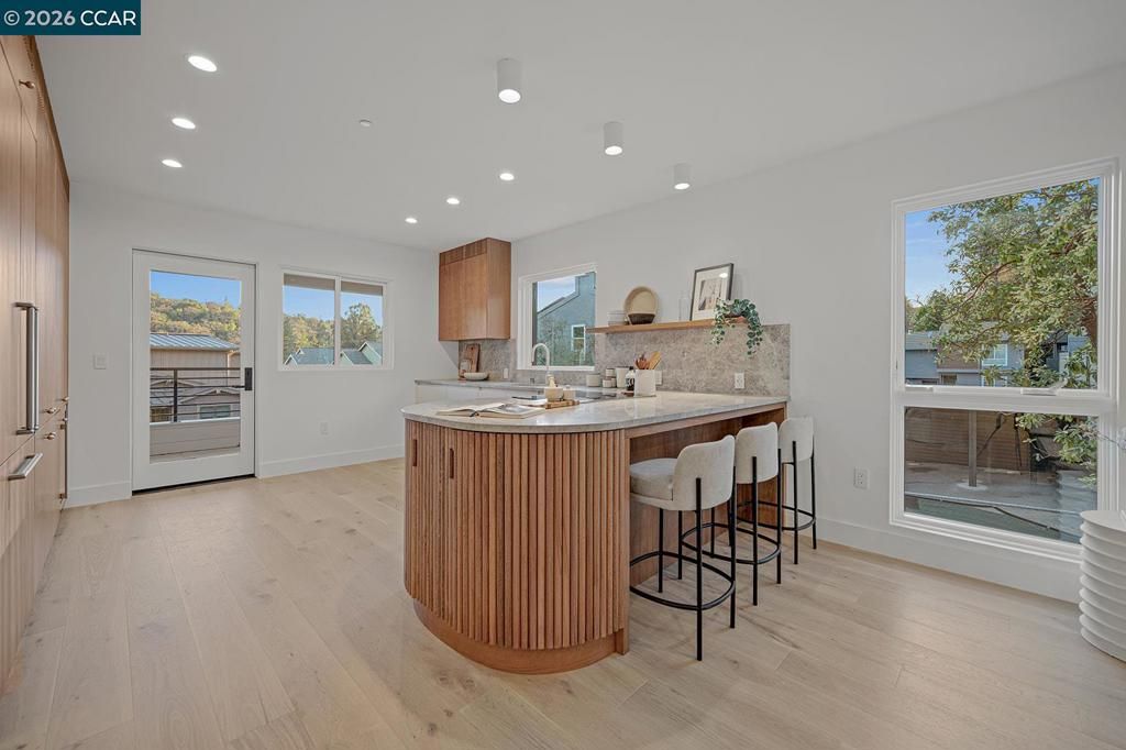 Image 22 of property listing at 3742 Mt. Diablo Blvd #2A WOODHAVEN 2A, Lafayette, CA 94549