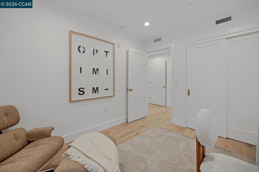 Image 28 of property listing at 3742 Mt. Diablo Blvd #2A WOODHAVEN 2A, Lafayette, CA 94549