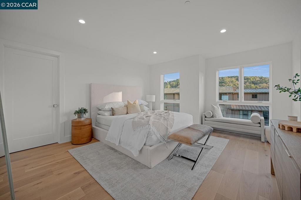 Image 30 of property listing at 3742 Mt. Diablo Blvd #2A WOODHAVEN 2A, Lafayette, CA 94549