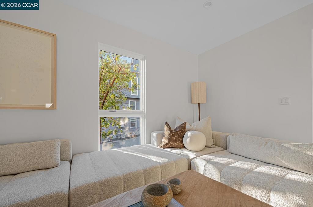 Image 4 of property listing at 3742 Mt. Diablo Blvd #2A WOODHAVEN 2A, Lafayette, CA 94549