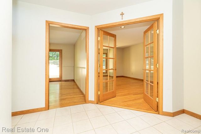 4586 Klais Drive, Clarkston, MI 48348