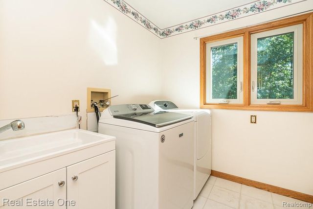 4586 Klais Drive, Clarkston, MI 48348