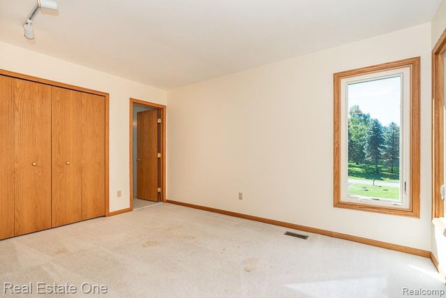 4586 Klais Drive, Clarkston, MI 48348
