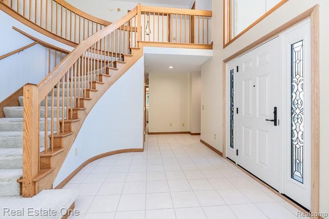 4586 Klais Drive, Clarkston, MI 48348