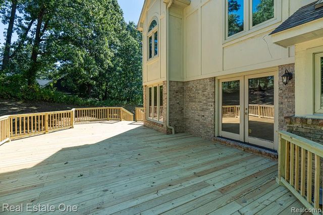 4586 Klais Drive, Clarkston, MI 48348