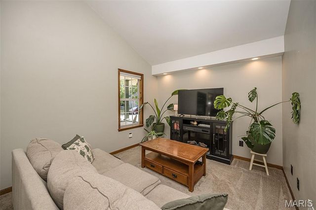 4080 Wilmington Avenue, St Louis, MO 63116