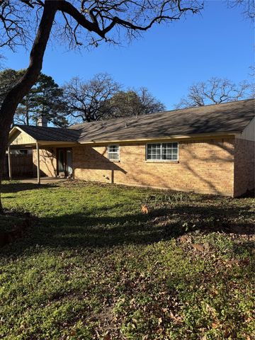 5604 Atlantis Terrace, Arlington, TX 76016