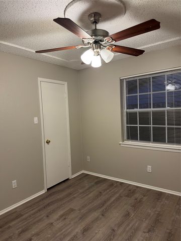 5604 Atlantis Terrace, Arlington, TX 76016