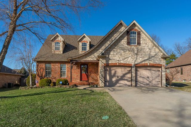 3801 W Randall Street, Battlefield, MO 65619