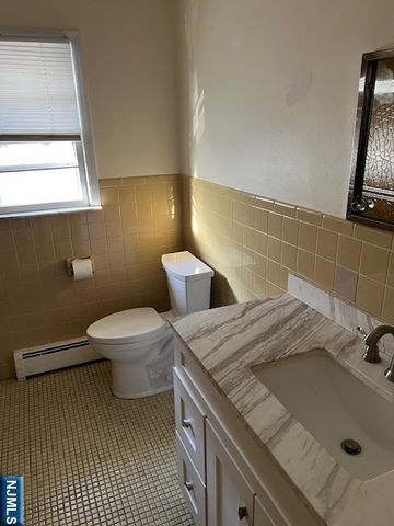 37 Hilton Street, Belleville, NJ 07109