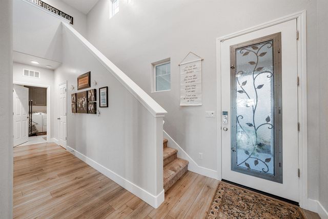 928 Skansen Street, Kingsburg, CA 93631