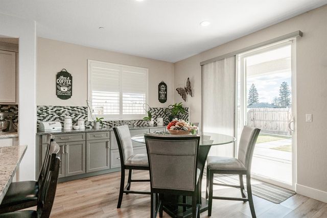 928 Skansen Street, Kingsburg, CA 93631