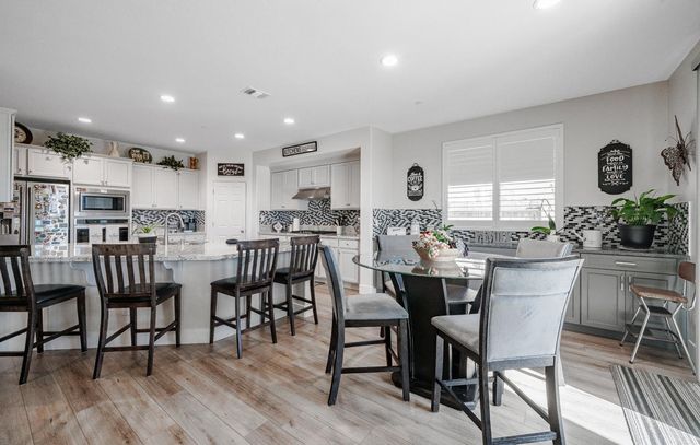 928 Skansen Street, Kingsburg, CA 93631