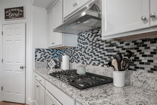 928 Skansen Street, Kingsburg, CA 93631