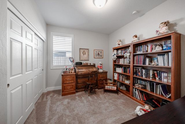 928 Skansen Street, Kingsburg, CA 93631