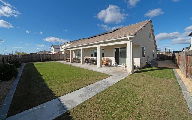 928 Skansen Street, Kingsburg, CA 93631