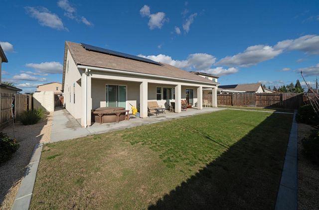 928 Skansen Street, Kingsburg, CA 93631